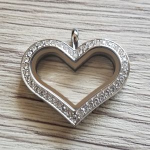 🦉Petite Heart Locket